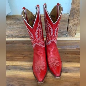 Red cowgirl boots